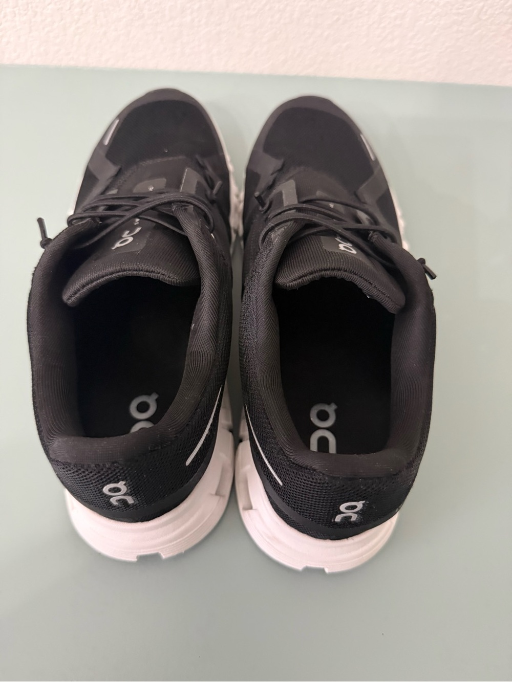 On Cloud 6 Women's size 9 Worn Once - Picture 4 of 5